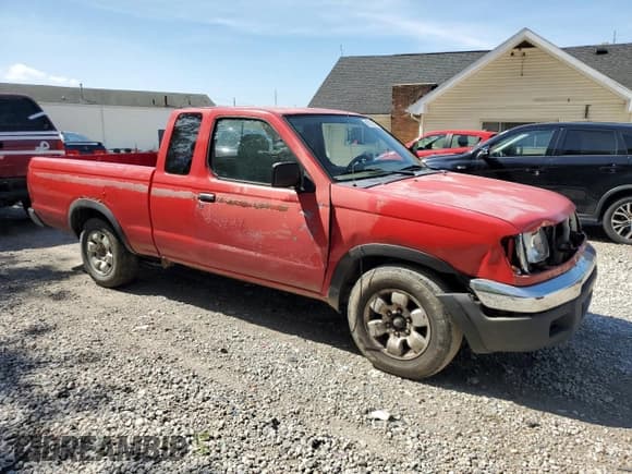 ✅ 1998 Nissan Frontier XE • VIN: 1N6DD26S2WC368078 • Лот: 66175435. Опубликован ранее на Copart с пробегом 134 944 миль. Бесплатный доступ к архиву аукционных продаж из США и подробный отчёт об истории автомобиля на DreamBid. Изображение 4.