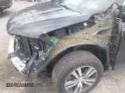 ✅ 2017 Honda Pilot EX-L • VIN: 5FNYF6H55HB062267 • Lot: 43680104. Listed on IAAI with 119,797 mi. Free auction sales archive from the USA and detailed vehicle history report at DreamBid. Image 19.