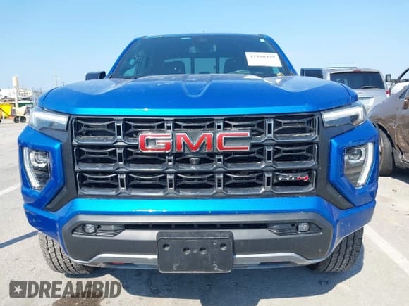 ✅ 2024 GMC Canyon 4WD AT4 • VIN: 1GTP6DEK3R1210386 • Лот: 42980479. Опубликован ранее на IAAI с пробегом 11 917 миль. Бесплатный доступ к архиву аукционных продаж из США и подробный отчёт об истории автомобиля на DreamBid. Изображение 12.