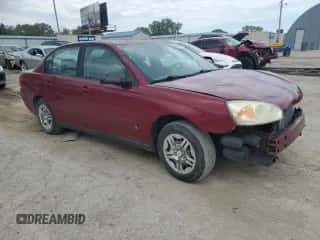 2007 Chevrolet Malibu 1LS with VIN 1G1ZS58FX7F158742, listed as a Copart auction lot 68143494 with 158,799 mi miles and Salvage title. Bid and sale history available at DreamBid. Image 4.