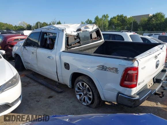 ✅ 2022 Ram 1500 Longhorn • VIN: 1C6SRFKT7NN129234 • Лот: 43295503. Опубликован ранее на IAAI с пробегом 57 233 миль. Бесплатный доступ к архиву аукционных продаж из США и подробный отчёт об истории автомобиля на DreamBid. Изображение 15.