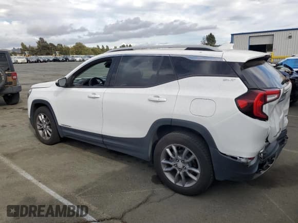 ✅ 2022 GMC Terrain SLT • VIN: 3GKALVEV4NL182751 • Лот: 80168495. Опубликован ранее на Copart с пробегом 72 317 миль. Бесплатный доступ к архиву аукционных продаж из США и подробный отчёт об истории автомобиля на DreamBid. Изображение 2.