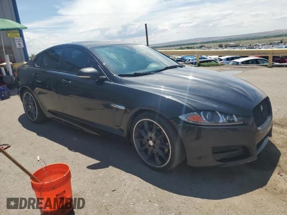 ✅ 2015 Jaguar XF Portfolio • VIN: SAJWA0F72F8U68643 • Lot: 65773055. Wystawiony na Copart z przebiegiem 109 375 mil. Bezpłatny archiwum sprzedaży aukcyjnych z USA i szczegółowy raport historii pojazdu na DreamBid. Zdjęcie 4.