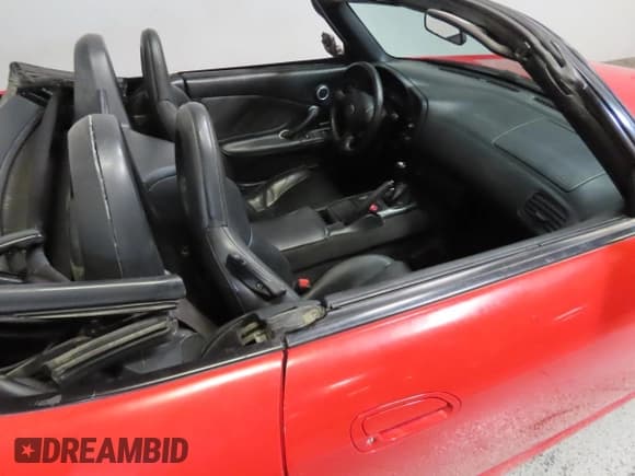 ✅ 2003 Honda S2000 • VIN: JHMAP11423T006858 • Lot: 64320825. Wystawiony na Copart z przebiegiem 112 059 mil. Bezpłatny archiwum sprzedaży aukcyjnych z USA i szczegółowy raport historii pojazdu na DreamBid. Zdjęcie 6.