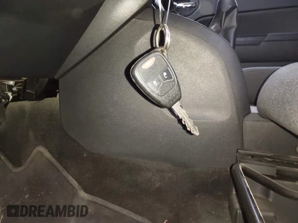 ✅ 2016 Jeep Patriot Sport • VIN: 1C4NJPBAXGD575596 • Lot: 43480694. Listed on IAAI with 133,017 mi. Free auction sales archive from the USA and detailed vehicle history report at DreamBid. Image 11.