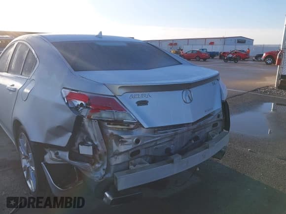 ✅ 2012 Acura TL Advance • VIN: 19UUA9F70CA007909 • Lot: 41863352. Wystawiony na IAAI z przebiegiem 166 237 mil. Bezpłatny archiwum sprzedaży aukcyjnych z USA i szczegółowy raport historii pojazdu na DreamBid. Zdjęcie 6.