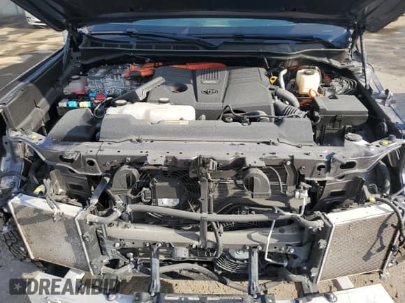 ✅ 2023 Toyota Sequoia SR5 • VIN: 7SVAAAAA3PX001066 • Lot: 48544705. Listed on Copart with 24,650 mi. Free auction sales archive from the USA and detailed vehicle history report at DreamBid. Image 12.