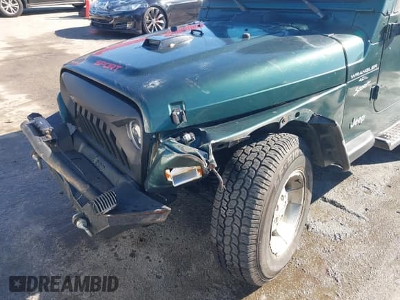 ✅ 2001 Jeep Wrangler Sport • VIN: 1J4FA49SX1P331951 • Лот: 43494613. Опубликован ранее на IAAI с пробегом 86 086 миль. Бесплатный доступ к архиву аукционных продаж из США и подробный отчёт об истории автомобиля на DreamBid. Изображение 6.