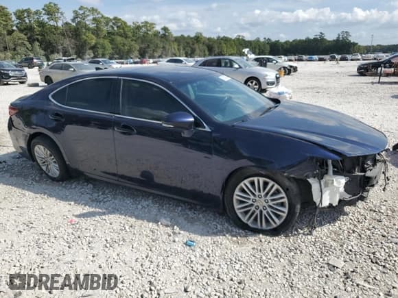 ✅ 2017 Lexus ES 350 • VIN: 58ABK1GG7HU043464 • Lot: 86700655. Listed on Copart with 82,019 mi. Free auction sales archive from the USA and detailed vehicle history report at DreamBid. Image 4.