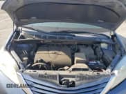 ✅ 2017 Toyota Sienna LE • VIN: 5TDKZ3DC9HS808246 • Lot: 91125395. Listed on Copart with 92,933 mi. Free auction sales archive from the USA and detailed vehicle history report at DreamBid. Image 12.