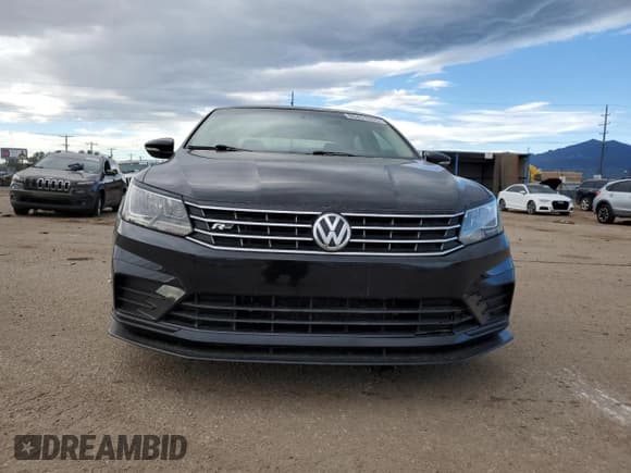 ✅ 2016 Volkswagen Passat S • VIN: 1VWAT7A32GC066777 • Lot: 80497605. Listed on Copart with 116,926 mi. Free auction sales archive from the USA and detailed vehicle history report at DreamBid. Image 5.