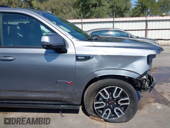 ✅ 2021 GMC Yukon AT4 • VIN: 1GKS2CKD2MR315392 • Lot: 43355371. Listed on IAAI with 65,682 mi. Free auction sales archive from the USA and detailed vehicle history report at DreamBid. Image 20.