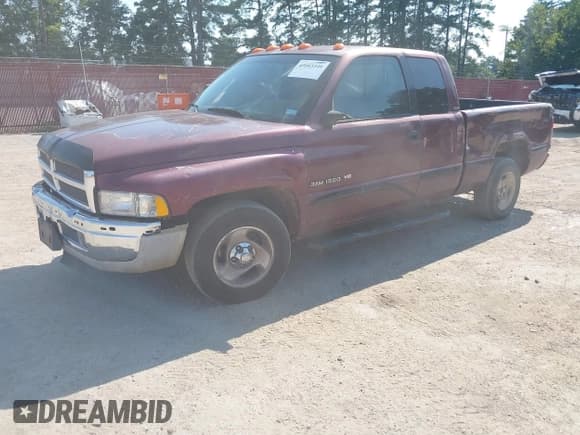 ✅ 2001 Dodge 1500 • VIN: 3B7HC13Z41G246248 • Lot: 43163340. Listed on IAAI with 222,003 mi. Free auction sales archive from the USA and detailed vehicle history report at DreamBid. Image 2.