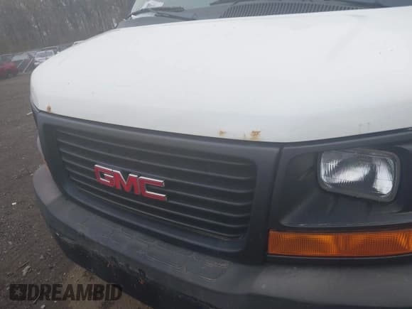 ✅ 2011 GMC Savana • VIN: 1GTZ7TFG6B1184611 • Lot: 42026298. Listed on IAAI with Not provided. Free auction sales archive from the USA and detailed vehicle history report at DreamBid. Image 10.