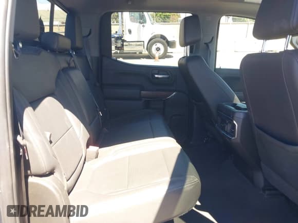 ✅ 2022 GMC Sierra 1500 SLT • VIN: 1GTU9DELONZ219903 • Lot: 40140320. Listed on IAAI with 57,019 mi. Free auction sales archive from the USA and detailed vehicle history report at DreamBid. Image 8.