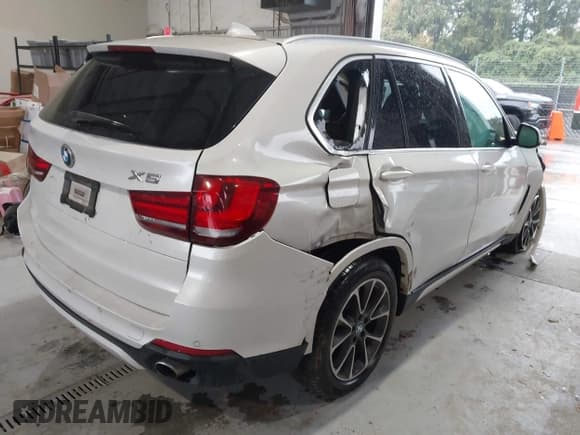 ✅ 2017 BMW X5 xDrive35i • VIN: 5UXKR0C33H0V83744 • Lot: 43542647. Listed on IAAI with Not provided. Free auction sales archive from the USA and detailed vehicle history report at DreamBid. Image 4.