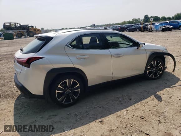 ✅ 2025 Lexus UX 300h • VIN: JTHUCJDH3S2000210 • Lot: 60677575. Listed on Copart with 18,329 mi. Free auction sales archive from the USA and detailed vehicle history report at DreamBid. Image 3.