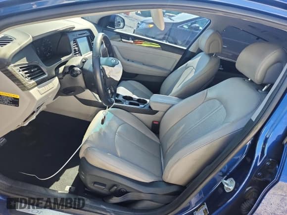 ✅ 2015 Hyundai Sonata Sport • VIN: 5NPE34AF4FH011263 • Lot: 87225795. Listed on Copart with 162,016 mi. Free auction sales archive from the USA and detailed vehicle history report at DreamBid. Image 7.