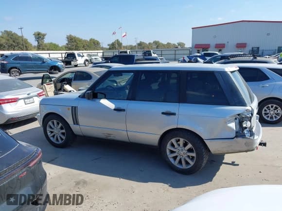 ✅ 2005 Land Rover Range Rover HSE • VIN: SALMF11485A197923 • Лот: 43400820. Опубликован ранее на IAAI с пробегом 203 169 миль. Бесплатный доступ к архиву аукционных продаж из США и подробный отчёт об истории автомобиля на DreamBid. Изображение 14.