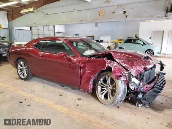 ✅ 2021 Dodge Challenger R/T • VIN: 2C3CDZBT1MH606829 • Lot: 57452594. Wystawiony na Copart z przebiegiem 62 782 mil. Bezpłatny archiwum sprzedaży aukcyjnych z USA i szczegółowy raport historii pojazdu na DreamBid. Zdjęcie 4.