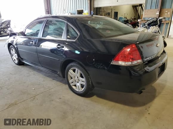 ✅ 2016 Chevrolet Impala LT • VIN: 2G1WB5E30G1131909 • Лот: 75805234. Опубликован ранее на Copart с пробегом 102 731 миль. Бесплатный доступ к архиву аукционных продаж из США и подробный отчёт об истории автомобиля на DreamBid. Изображение 2.