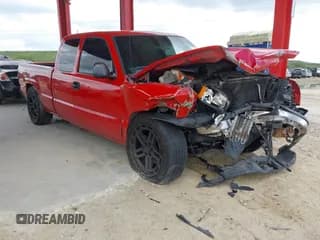 ✅ 2003 Chevrolet Silverado 1500 LS • VIN: 2GCEC19VX31183370 • Lot: 43361286. Listed on IAAI with 214,462 mi. Free auction sales archive from the USA and detailed vehicle history report at DreamBid. Image 1.