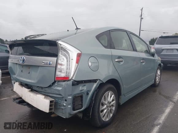✅ 2012 Toyota Prius • VIN: JTDKN3DP8C3012273 • Lot: 43727793. Listed on IAAI with 260,153 mi. Free auction sales archive from the USA and detailed vehicle history report at DreamBid. Image 4.