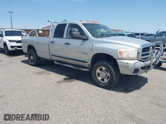 2006 Dodge 3500 SLT z VIN 3D7LX38C36G119406, wystawiony jako IAAI lot #42488961 z przebiegiem 235 739 mil mil oraz . Historia ofert i sprzedaży dostępna na DreamBid. Obrazek 1.
