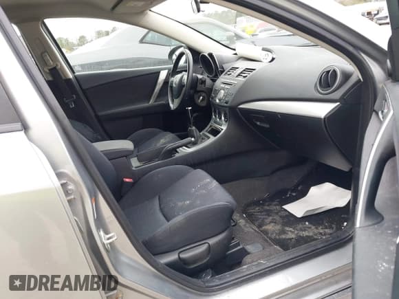 ✅ 2010 Mazda 3 S Grand Touring • VIN: JM1BL1H65A1322143 • Lot: 41688722. Listed on IAAI with 186,396 mi. Free auction sales archive from the USA and detailed vehicle history report at DreamBid. Image 5.