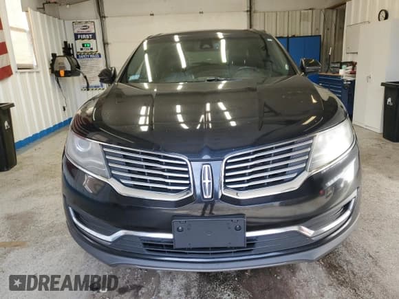 ✅ 2017 Lincoln MKX Select • VIN: 2LMPJ8KRXHBL46671 • Лот: 82057515. Опубликован ранее на Copart с пробегом 268 543 миль. Бесплатный доступ к архиву аукционных продаж из США и подробный отчёт об истории автомобиля на DreamBid. Изображение 5.