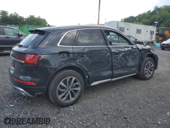 ✅ 2023 Audi Q5 S line Premium Plus • VIN: WA1EAAFY8P2092585 • Лот: 63065745. Опубликован ранее на Copart с пробегом 21 111 миль. Бесплатный доступ к архиву аукционных продаж из США и подробный отчёт об истории автомобиля на DreamBid. Изображение 3.