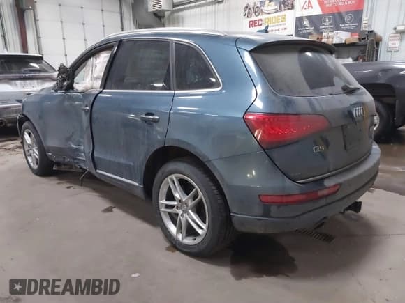 ✅ 2016 Audi Q5 Premium Plus • VIN: WA1L2AFP7GA136934 • Lot: 41833639. Wystawiony na IAAI z przebiegiem 87 278 mil. Bezpłatny archiwum sprzedaży aukcyjnych z USA i szczegółowy raport historii pojazdu na DreamBid. Zdjęcie 3.