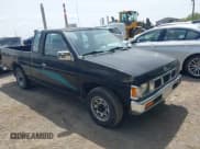 ✅ 1994 Nissan Frontier XE • VIN: 1N6SD16S5RC303165 • Лот: 42188157. Опубликован ранее на IAAI с пробегом 80 733 миль. Бесплатный доступ к архиву аукционных продаж из США и подробный отчёт об истории автомобиля на DreamBid. Изображение 1.