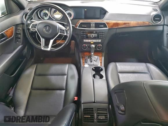 ✅ 2012 Mercedes-Benz C 300 Sport • VIN: WDDGF8BB4CA597166 • Lot: 94258115. Listed on Copart with 149,702 mi. Free auction sales archive from the USA and detailed vehicle history report at DreamBid. Image 8.