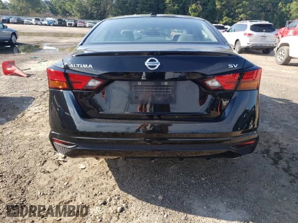 ✅ 2021 Nissan Altima SV • VIN: 1N4BL4DV5MN337761 • Lot: 71120535. Listed on Copart with 118,693 mi. Free auction sales archive from the USA and detailed vehicle history report at DreamBid. Image 6.