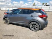 ✅ 2018 Nissan Kicks SR • VIN: 3N1CP5CU0JL542940 • Lot: 84646825. Wystawiony na Copart z przebiegiem 71 634 mil. Bezpłatny archiwum sprzedaży aukcyjnych z USA i szczegółowy raport historii pojazdu na DreamBid. Zdjęcie 2.