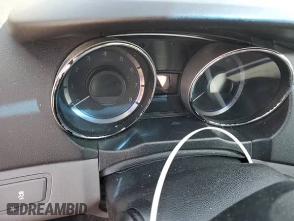 2013 Hyundai Sonata GLS z VIN 5NPEB4AC4DH758609, wystawiony jako Copart lot #71248485 z przebiegiem Nie podano mil oraz Szkoda całkowita • Salvage title. Historia ofert i sprzedaży dostępna na DreamBid. Obrazek 9.