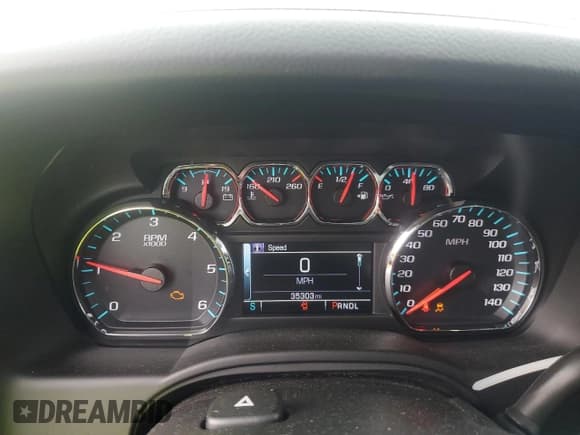 ✅ 2020 Chevrolet Suburban LS • VIN: 1GNSKGKC2LR292177 • Lot: 59484515. Listed on Copart with 35,303 mi. Free auction sales archive from the USA and detailed vehicle history report at DreamBid. Image 9.