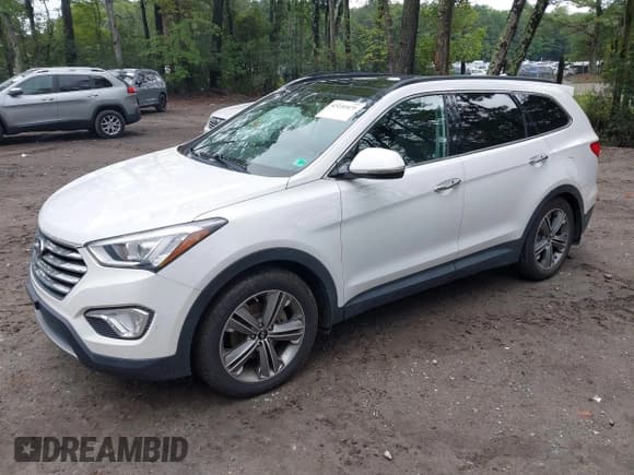 ✅ 2015 Hyundai Santa Fe GLS • VIN: KM8SR4HF6FU115259 • Lot: 43231471. Listed on IAAI with 95,691 mi. Free auction sales archive from the USA and detailed vehicle history report at DreamBid. Image 2.