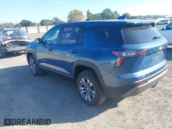 ✅ 2026 Chevrolet Equinox AWD LT • VIN: 3GNAXPEG2TL243810 • Lot: 43593826. Wystawiony na IAAI z przebiegiem 796 mil. Bezpłatny archiwum sprzedaży aukcyjnych z USA i szczegółowy raport historii pojazdu na DreamBid. Zdjęcie 3.