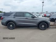 ✅ 2025 Ford Police Interceptor Utility • VIN: 1FM5K8AB9SGB13773 • Lot: 43087413. Wystawiony na IAAI z przebiegiem 5 378 mil. Bezpłatny archiwum sprzedaży aukcyjnych z USA i szczegółowy raport historii pojazdu na DreamBid. Zdjęcie 13.