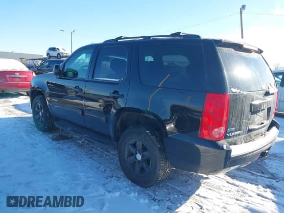 ✅ 2010 GMC Yukon • VIN: 1GKUKAE01AR114889 • Lot: 43828218. Wystawiony na IAAI z przebiegiem 217 994 mil. Bezpłatny archiwum sprzedaży aukcyjnych z USA i szczegółowy raport historii pojazdu na DreamBid. Zdjęcie 3.