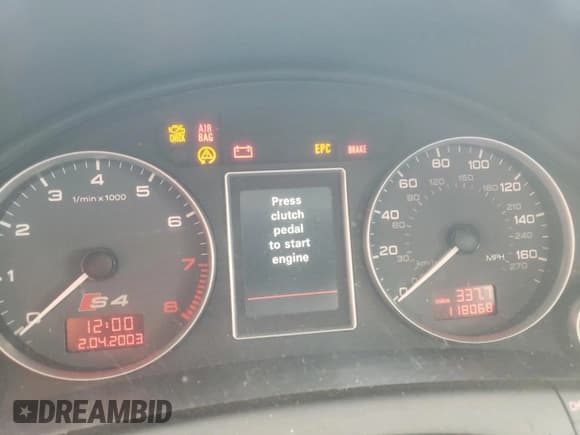 ✅ 2004 Audi S4 • VIN: WAUPL68E64A102859 • Lot: 72573904. Wystawiony na Copart z przebiegiem 118 068 mil. Bezpłatny archiwum sprzedaży aukcyjnych z USA i szczegółowy raport historii pojazdu na DreamBid. Zdjęcie 9.