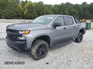 ✅ 2019 Chevrolet Silverado 1500 Custom Trail Boss • VIN: 1GCPYCEF7KZ240294 • Lot: 65943354. Wystawiony na Copart z przebiegiem 35 152 mil. Bezpłatny archiwum sprzedaży aukcyjnych z USA i szczegółowy raport historii pojazdu na DreamBid. Zdjęcie 1.
