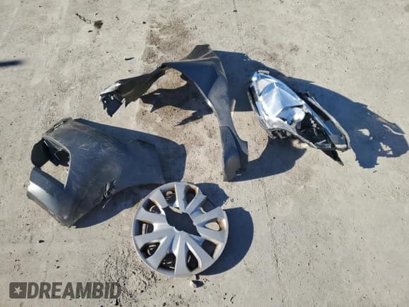 ✅ 2017 Nissan Versa SV • VIN: 3N1CN7AP3HL804569 • Lot: 91131185. Listed on Copart with 98,977 mi. Free auction sales archive from the USA and detailed vehicle history report at DreamBid. Image 12.