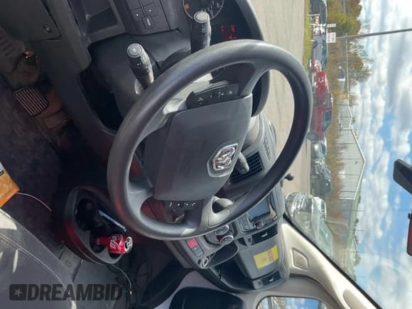 ✅ 2021 Ram ProMaster • VIN: 3C6ERVAG1ME501682 • Lot: 43786471. Wystawiony na IAAI z przebiegiem 72 797 mil. Bezpłatny archiwum sprzedaży aukcyjnych z USA i szczegółowy raport historii pojazdu na DreamBid. Zdjęcie 23.