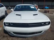 ✅ 2019 Dodge Challenger SXT • VIN: 2C3CDZAG8KH677561 • Lot: 42545323. Wystawiony na IAAI z przebiegiem 72 429 mil. Bezpłatny archiwum sprzedaży aukcyjnych z USA i szczegółowy raport historii pojazdu na DreamBid. Zdjęcie 12.