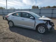 ✅ 2022 Hyundai Accent SE • VIN: 3KPC24A61NE165099 • Лот: 80226734. Опубликован ранее на Copart с пробегом Не указан. Бесплатный доступ к архиву аукционных продаж из США и подробный отчёт об истории автомобиля на DreamBid. Изображение 4.