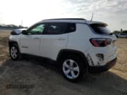 ✅ 2019 Jeep Compass Latitude • VIN: 3C4NJCBB7KT762945 • Lot: 55917165. Wystawiony na Copart z przebiegiem 100 854 mil. Bezpłatny archiwum sprzedaży aukcyjnych z USA i szczegółowy raport historii pojazdu na DreamBid. Zdjęcie 2.