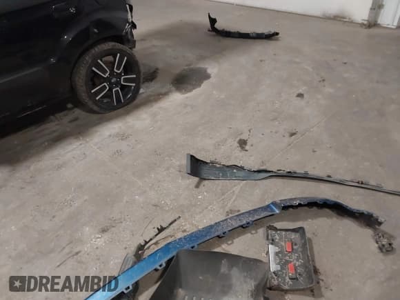 ✅ 2015 Chevrolet Silverado 1500 LTZ • VIN: 1GCUKSEC7FF201538 • Лот: 41258330. Опубликован ранее на IAAI с пробегом 194 053 миль. Бесплатный доступ к архиву аукционных продаж из США и подробный отчёт об истории автомобиля на DreamBid. Изображение 12.